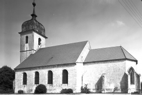 Face latérale droite. © Région Bourgogne-Franche-Comté, Inventaire du patrimoine