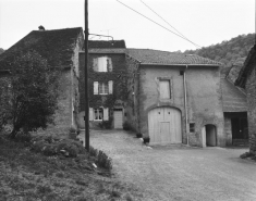 Vue générale de la façade antérieure. © Région Bourgogne-Franche-Comté, Inventaire du patrimoine