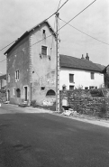 Vue de trois quarts droit. © Région Bourgogne-Franche-Comté, Inventaire du patrimoine