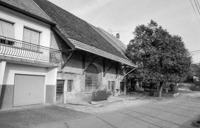 Vue de trois quarts droit. © Région Bourgogne-Franche-Comté, Inventaire du patrimoine