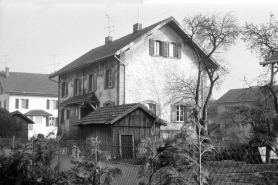 Façades antérieure et latérale droite. © Région Bourgogne-Franche-Comté, Inventaire du patrimoine