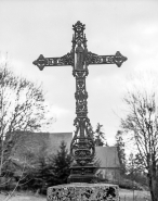 Détail de la croix. © Région Bourgogne-Franche-Comté, Inventaire du patrimoine