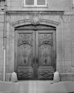 Portail de la façade antérieure. © Région Bourgogne-Franche-Comté, Inventaire du patrimoine