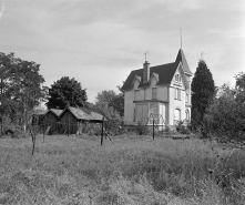 Vue d'ensemble, de trois quarts gauche. © Région Bourgogne-Franche-Comté, Inventaire du patrimoine