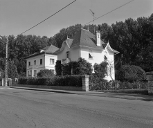 Vue d'ensemble, de trois quarts droit. © Région Bourgogne-Franche-Comté, Inventaire du patrimoine