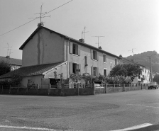 Vue d'ensemble depuis la place du 8 Mai. © Région Bourgogne-Franche-Comté, Inventaire du patrimoine