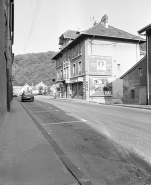 Façade antérieure, vue de trois quarts droit. © Région Bourgogne-Franche-Comté, Inventaire du patrimoine