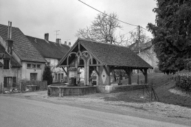 Vue de trois quarts. © Région Bourgogne-Franche-Comté, Inventaire du patrimoine
