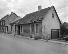 Vue de trois quarts droit. © Région Bourgogne-Franche-Comté, Inventaire du Patrimoine