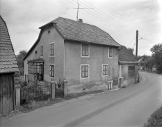 Vue d'ensemble, trois quarts gauche. © Région Bourgogne-Franche-Comté, Inventaire du Patrimoine