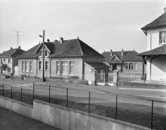 Salles de classe :vue de trois quarts droit. © Région Bourgogne-Franche-Comté, Inventaire du Patrimoine