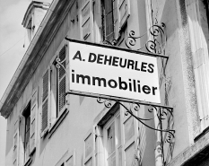 Enseigne. © Région Bourgogne-Franche-Comté, Inventaire du patrimoine