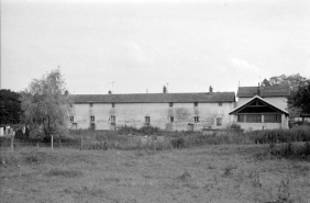 Façade postérieure des logements d'ouvriers (C) et (D). © Région Bourgogne-Franche-Comté, Inventaire du patrimoine