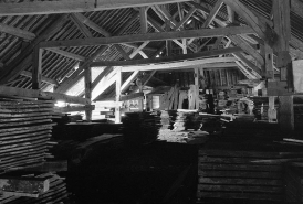 Intérieur de la halle de séchage. © Région Bourgogne-Franche-Comté, Inventaire du patrimoine