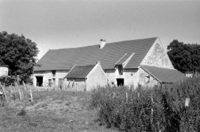 Fournil, grange, logement patronal et étable. © Région Bourgogne-Franche-Comté, Inventaire du patrimoine