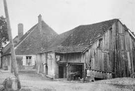 Moulin. Façade côté canal du Rhône au Rhin depuis l'ouest. © Région Bourgogne-Franche-Comté, Inventaire du patrimoine