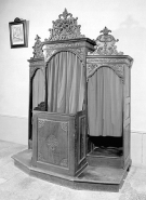 Confessionnal du bas-côté sud. © Région Bourgogne-Franche-Comté, Inventaire du patrimoine