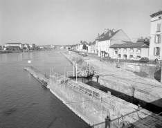 Vue d'ensemble avec le quai Villeneuve. © Région Bourgogne-Franche-Comté, Inventaire du patrimoine