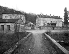 Vue d'ensemble depuis l'îlot. © Région Bourgogne-Franche-Comté, Inventaire du patrimoine