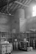 Vestige de la cheminée d'usine. © Région Bourgogne-Franche-Comté, Inventaire du patrimoine