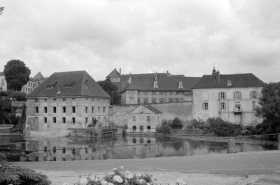 Vue d'ensemble, depuis l'est. © Région Bourgogne-Franche-Comté, Inventaire du patrimoine