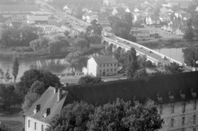 Vue d'ensemble, depuis le haut de la collégiale. © Région Bourgogne-Franche-Comté, Inventaire du patrimoine