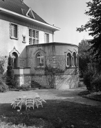 Détail de la face latérale droite de la maison 2, 4 avenue Alfred Solvay. © Région Bourgogne-Franche-Comté, Inventaire du patrimoine