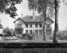 Façade antérieure de la maison voisine, 41-43 avenue de la République, vue de face. © Région Bourgogne-Franche-Comté, Inventaire du patrimoine