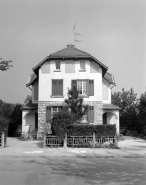 Maison identique, 5, 7 avenue Maréchal Foch. © Région Bourgogne-Franche-Comté, Inventaire du patrimoine