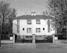 Maison de même genre, 38, 40 avenue Général Leclerc, façade antérieure vue de face. © Région Bourgogne-Franche-Comté, Inventaire du patrimoine
