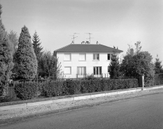 Maison de même genre, 26, 28 rue Marin La Meslée, façade postérieure. © Région Bourgogne-Franche-Comté, Inventaire du patrimoine