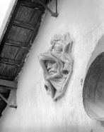 Ateliers (38) : mascaron vu de trois quarts droit. © Région Bourgogne-Franche-Comté, Inventaire du patrimoine