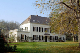 Logement patronal (10), vu de trois quarts gauche. © Région Bourgogne-Franche-Comté, Inventaire du patrimoine