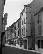 Maisons du 16e siècle, 99 et 101 Grande rue : de trois quarts droit. © Région Bourgogne-Franche-Comté, Inventaire du patrimoine