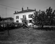 Façade postérieure. © Région Bourgogne-Franche-Comté, Inventaire du patrimoine