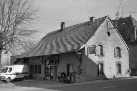 Bâtiment, vu de trois quarts gauche. © Région Bourgogne-Franche-Comté, Inventaire du patrimoine