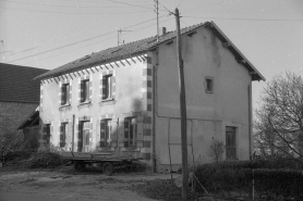 Bâtiment, vu de trois quarts droit. © Région Bourgogne-Franche-Comté, Inventaire du patrimoine