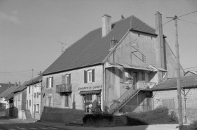 Fromagerie, vue de trois quarts droit. © Région Bourgogne-Franche-Comté, Inventaire du patrimoine