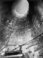 Puits 1-2, sommet entonnement 1. © Région Bourgogne-Franche-Comté, Inventaire du patrimoine