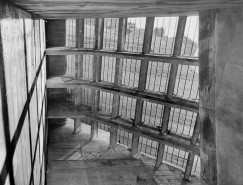 Prise d'eau - Grilles - Poutres et vannes - Vue de l'intérieur. © Région Bourgogne-Franche-Comté, Inventaire du patrimoine