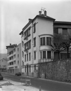 Immeuble de 1970 et 2e bâtiment. © Région Bourgogne-Franche-Comté, Inventaire du patrimoine