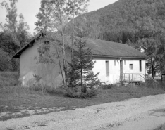 Logement d'ouvriers, vu de trois quarts gauche. © Région Bourgogne-Franche-Comté, Inventaire du patrimoine