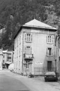 2e bâtiment rue Victor Poupin : façades antérieure et latérale gauche. © Région Bourgogne-Franche-Comté, Inventaire du patrimoine