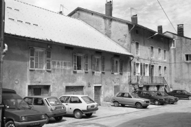 Façade antérieure de l'ancienne tannerie, de trois quarts gauche. © Région Bourgogne-Franche-Comté, Inventaire du patrimoine