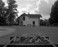 Fabrique de jardin : façade latérale droite. © Région Bourgogne-Franche-Comté, Inventaire du patrimoine