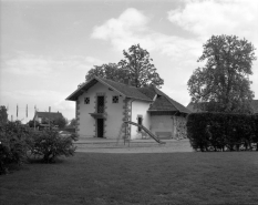 Fabrique de jardin : façade postérieure, trois quarts droit. © Région Bourgogne-Franche-Comté, Inventaire du patrimoine