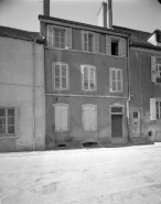Immeuble du 18e siècle, 3 rue de la Petite Fontaine : vue de la façade antérieure. © Région Bourgogne-Franche-Comté, Inventaire du patrimoine