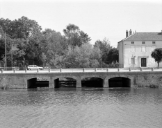 Vue d'ensemble, de face. © Région Bourgogne-Franche-Comté, Inventaire du patrimoine