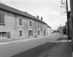 Aile gauche : vue rapprochée de trois quarts gauche. © Région Bourgogne-Franche-Comté, Inventaire du patrimoine