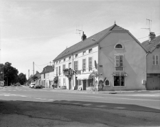 Façades antérieures et latérale droite. © Région Bourgogne-Franche-Comté, Inventaire du patrimoine